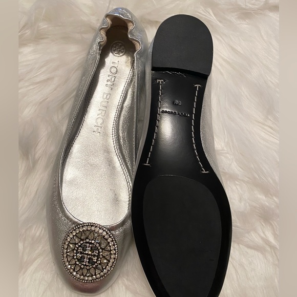 TORY‎ BURCH
Crystal-Logo Ballet Flats - Picture 1 of 9